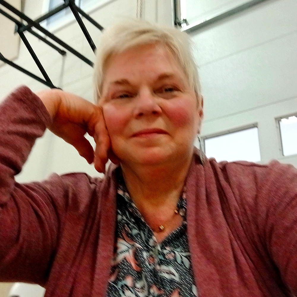 Meet your Posher, Jean